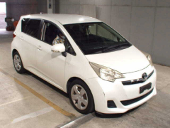 2012 Toyota Ractis